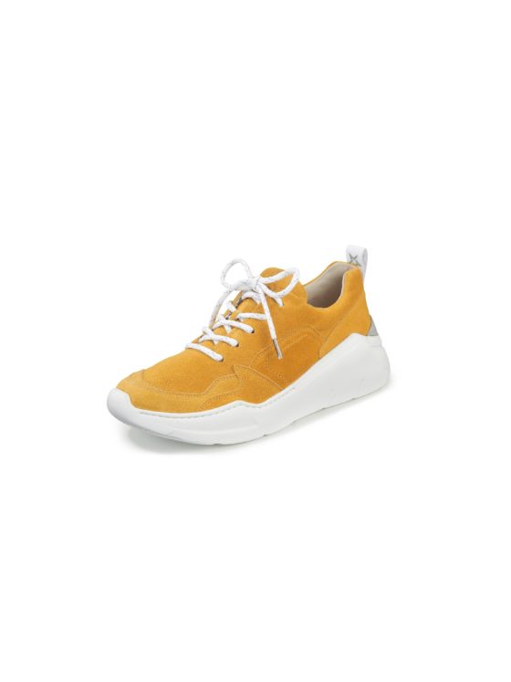 Sneakers van kalfssuèdeleer met fijne perforatie Van Paul Green geel Kopen